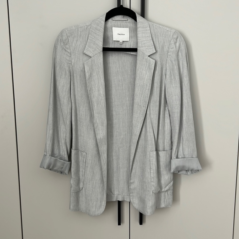 Aritzia Talula Grey Blazer size 0